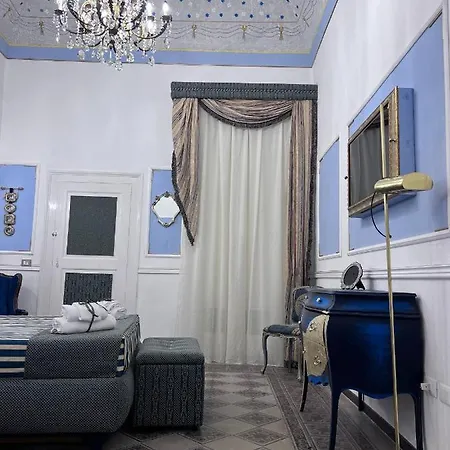 Palazzo Caldarulo Holiday home *